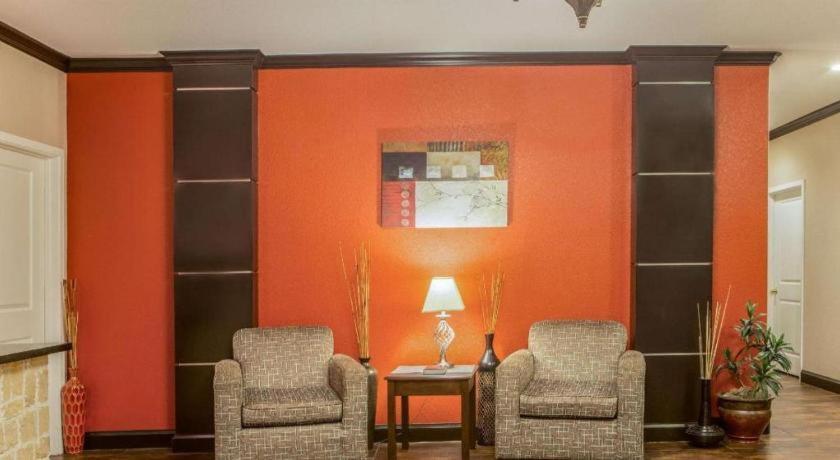 Hotel Super 8 By Wyndham Mansfield La Exterior foto